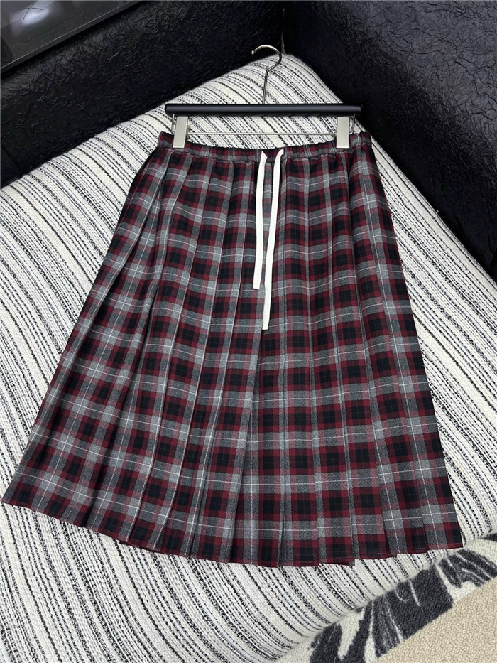 0ba54a1e96ef12e5a46b2a09e7a8735c_1761026331_1623.JPG