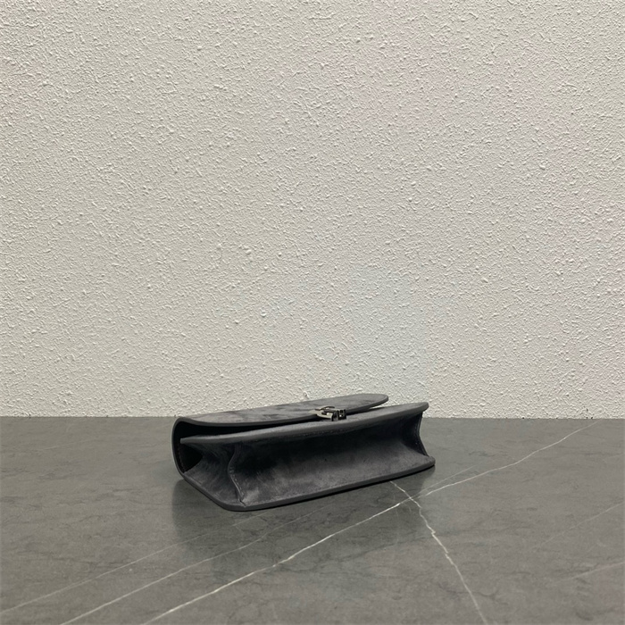 386138f783973ec99eb1c9519214d5ed_1761305250_5681.JPG